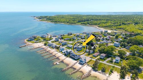 35 Shore Dr, Mattapoisett, MA, 02739-2433 | Card Image