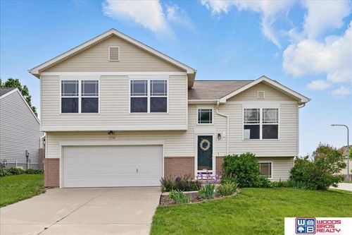 7730 S 161st Ter, Omaha, NE, 68136-3244 | Card Image