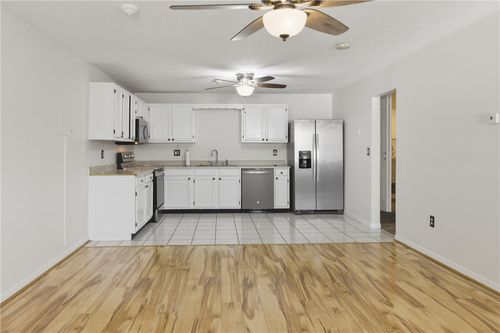 apt-17-444 Woodward Rd, North Providence, RI, 02904-4756 | Card Image