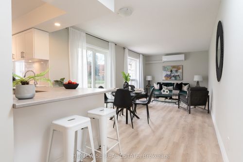 d4-240 Ormond Dr, Oshawa, ON, L1G6T5 | Card Image