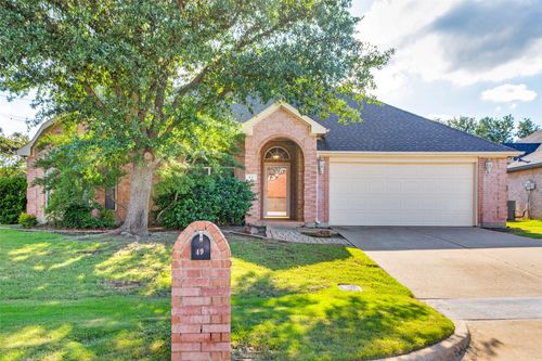49 Sonora Dr, Trophy Club, TX, 76262-5105 | Card Image
