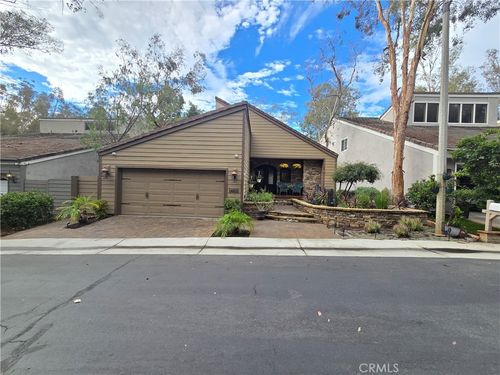 24832 Forest Knoll Ln, Lake Forest, CA, 92630-3105 | Card Image