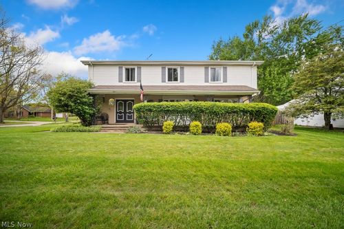 201 Curtis St, Medina, OH, 44256-2007 | Card Image