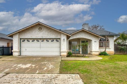 4892 E Grove Ave, Fresno, CA, 93725-1864 | Card Image