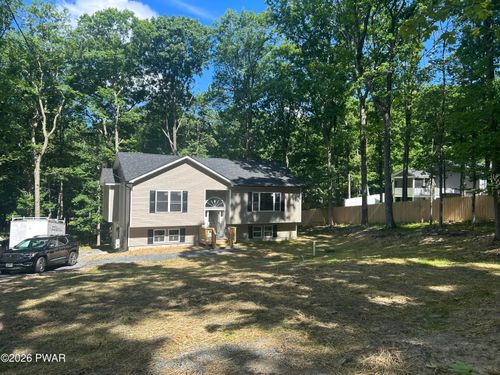 119 Almond Ct, Milford, PA, 18337-7525 | Card Image
