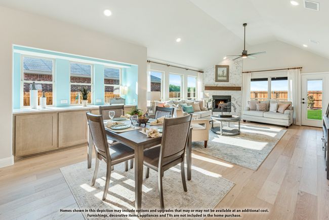 210 Comanche Trl, House other with 4 bedrooms, 3 bathrooms and null parking in Alvarado TX | Image 12