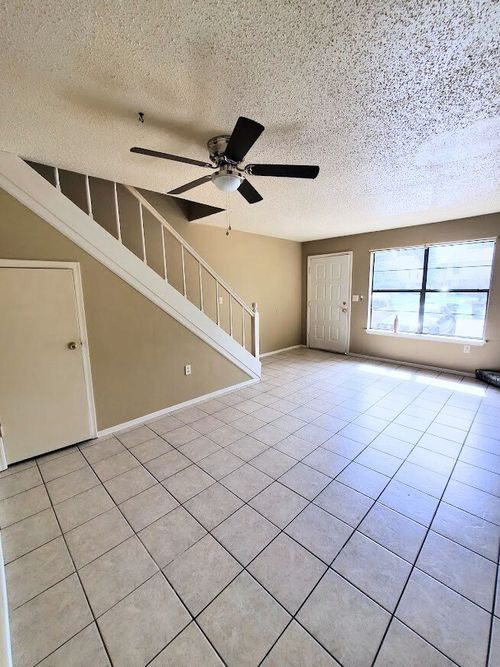 725 N Beverly Lane, Rogers, AR, 72756 | Card Image