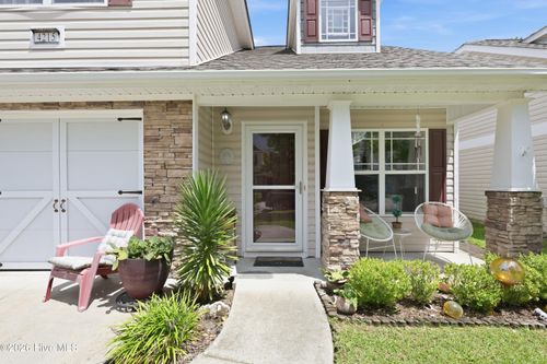 4215 Arbor Green Way, New Bern, NC, 28562-2268 | Card Image