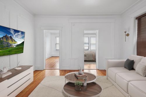 apt-1-122A Baldwin Ave, Jersey City, NJ, 07306-2022 | Card Image