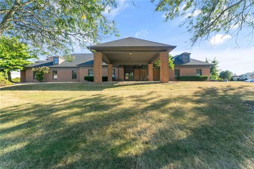 925 Trailwood Dr, Boardman, OH, 44512-5008 | Card Image