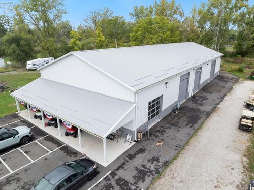 2667 E Harbor Rd, Port Clinton, OH, 43452-2673 | Card Image