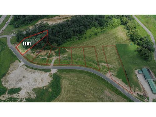 1118 Golfview Dr, Preston, MN, 55965 | Card Image