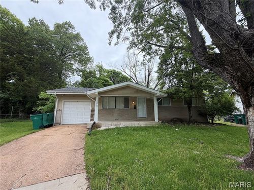 10460 Gardo Ct, Saint Louis, MO, 63137-3525 | Card Image