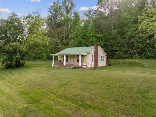 1272 Tunnel Hill Varnell Rd Nw, Dalton, GA, 30720-6214 | Card Image