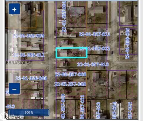 121 S Heckart St, Algona, IA, 50511-2911 | Card Image