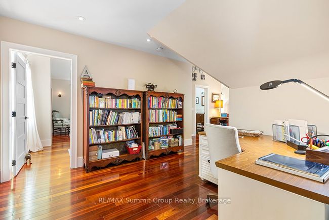 385073 4 Th Concession A, Home with 5 bedrooms, 6 bathrooms and 16 parking in Municipality Of Grey Highlands ON | Image 25