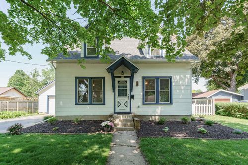 834 S Birdsey Street, Columbus, WI, 53925 | Card Image
