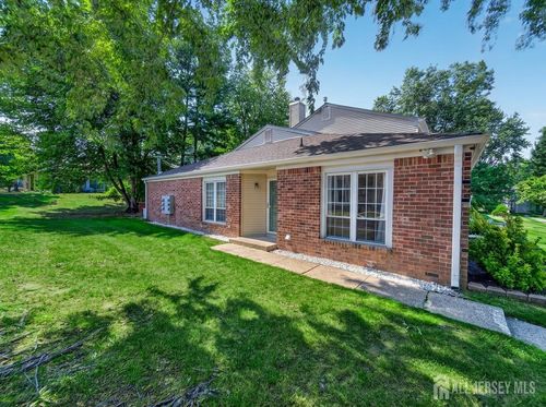 320 Knight Ct, Old Bridge, NJ, 08857-3255 | Card Image