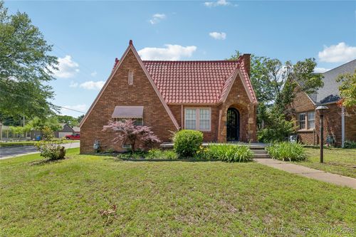 1648 Evanston Ave, Tulsa, OK, 74104-5241 | Card Image