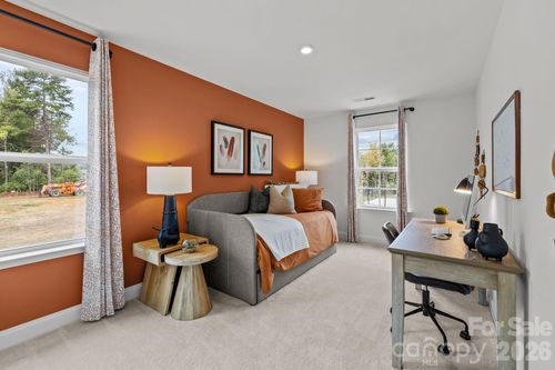 7651 Ethora Way, Charlotte, NC, 28216-5451 | Card Image