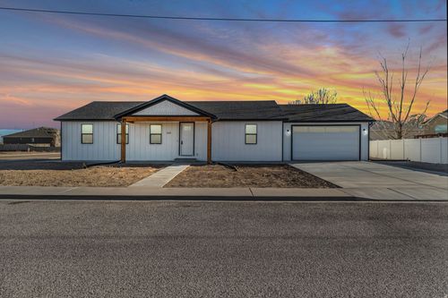 520 E 450 N, Delta, UT, 84624 | Card Image