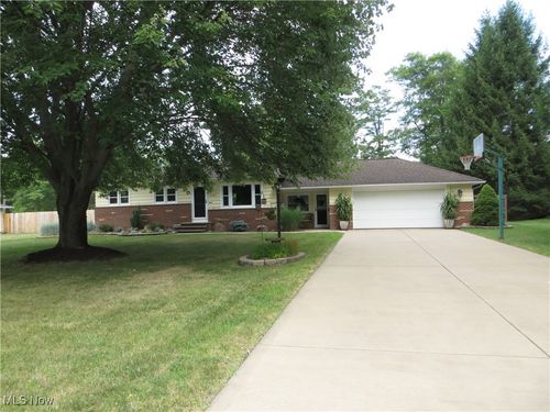 10821 Gregory Ln, North Royalton, OH, 44133-1409 | Card Image