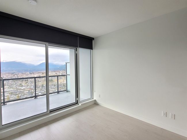 4306 - 4730 Lougheed Highway, Condo with 1 bedrooms, 1 bathrooms and 1 parking in Burnaby BC | Image 8