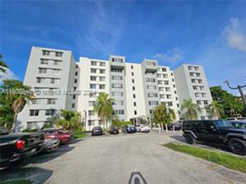apt-b208-9143 Sw 77th Ave, Miami, FL, 33156-7650 | Card Image