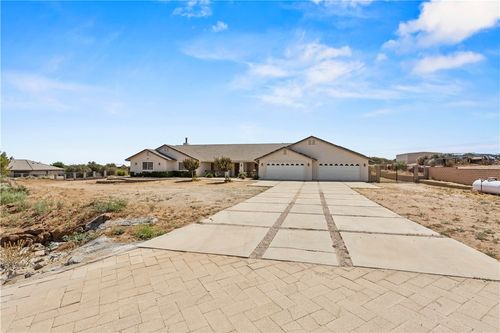 8379 Beaver Ave, Phelan, CA, 92371-4453 | Card Image