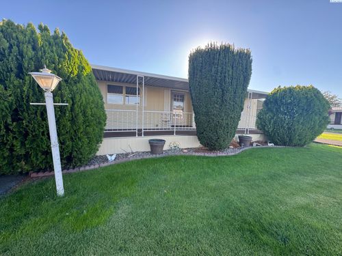 3-55 W Washington Ave, Yakima, WA, 98903-2281 | Card Image