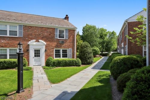 21-68 New England Ave, Summit, NJ, 07901-2179 | Card Image