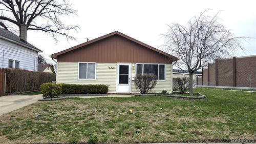 803 E Meyers Ave, Hazel Park, MI, 48030-3511 | Card Image