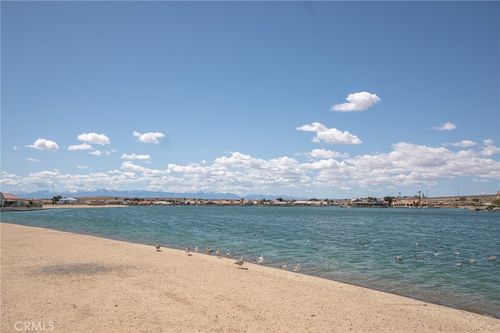 27857 Hummingbird Ln, Helendale, CA, 92342-7789 | Card Image