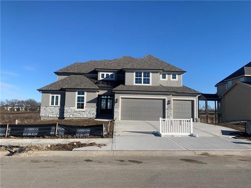 10415 N Liberty St, Kansas City, MO, 64155-2892 | Card Image