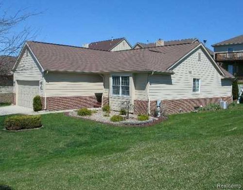 30951 Savannah Court Court, Novi, MI, 48377 | Card Image