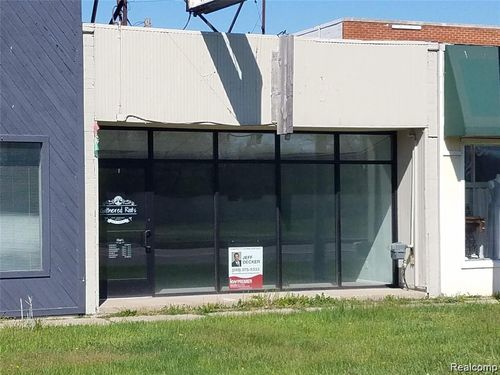 4512 Dixie Hwy, Waterford Twp, MI, 48329-3514 | Card Image