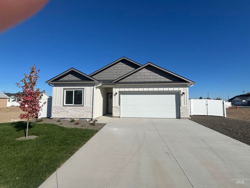 308 N 11th St, Parma, ID, 83660-1037 | Card Image