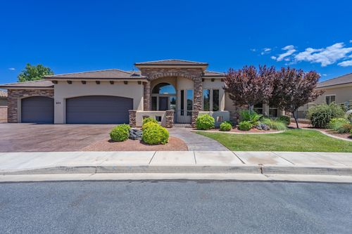 633 Rainier Dr, St. George, UT, 84770-6971 | Card Image