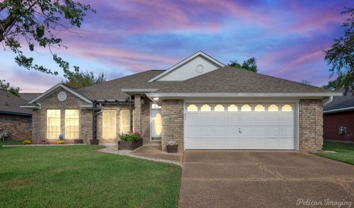 2212 Middle Creek Blvd, Bossier City, LA, 71111-5612 | Card Image