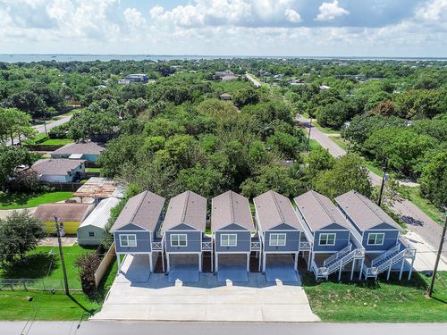 d-203 6th St, San Leon, TX, 77539-2459 | Card Image