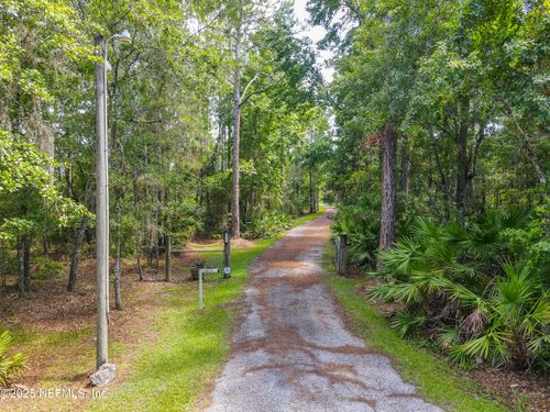 8195 County Road 208, St Augustine, FL, 32092-0816 | Card Image