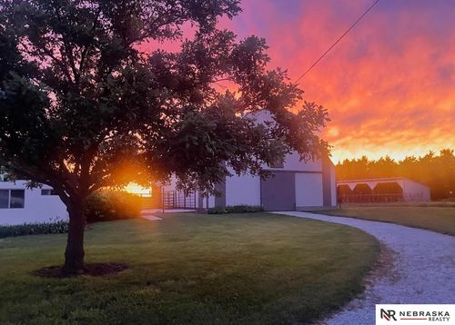 10277 Sw 29th Rd, Pickrell, NE, 68422-8095 | Card Image