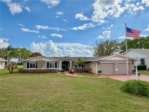 233 Greensview Dr, Avon Park, FL, 33825-6058 | Card Image