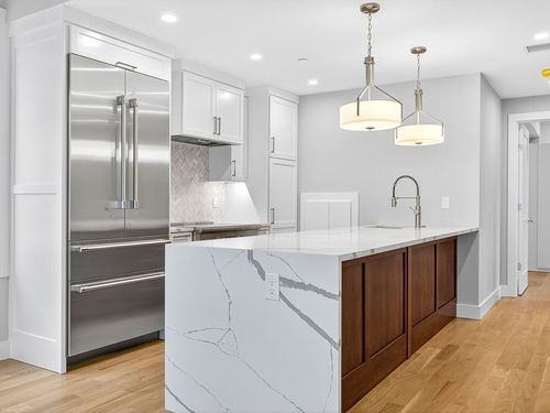 1-551 E 7th St, Boston, MA, 02127-4128 | Card Image