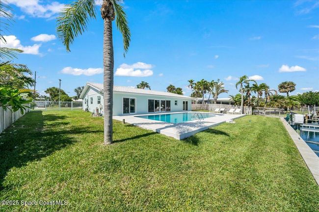 161 Bahama Blvd, House other with 3 bedrooms, 3 bathrooms and null parking in Cocoa Beach FL | Image 17