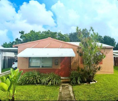 2535 Liberty St, House other with 3 bedrooms, 2 bathrooms and null parking in Hollywood FL | Image 1