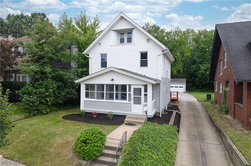 362 Palm Ave, Akron, OH, 44301-2136 | Card Image