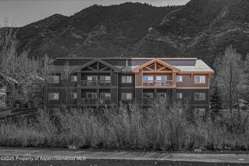 1605-433 River View Dr, New Castle, CO, 81647-8480 | Card Image