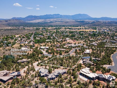 96-1245 Clovis Cir, Dammeron Valley, UT, 84783-5195 | Card Image