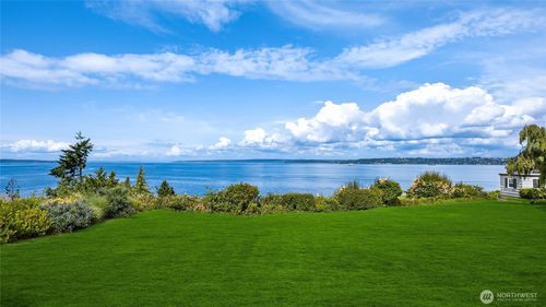 11628 Ne Yeomalt Point Dr, Bainbridge Island, WA, 98110-2968 | Card Image